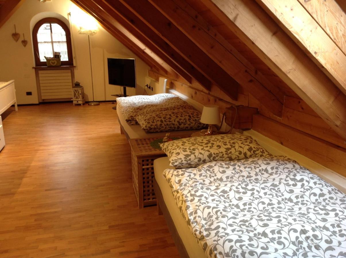Villa Rooms